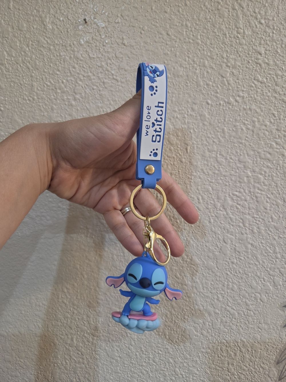 We Love Stitch Blue Character Keychain - Lilo & Stitch